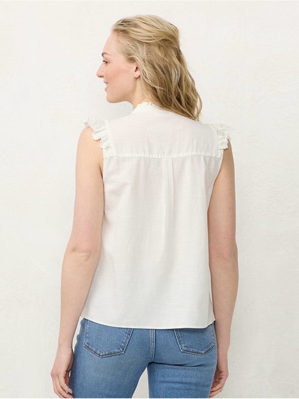 ⚡️LC Lauren Conrad Cream Ruffle Sleeveless Button-Front Top - Picture 2 of 6
